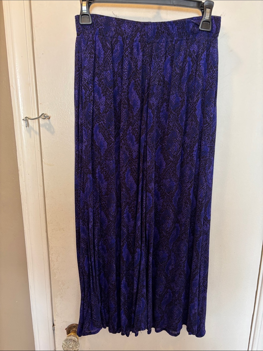 Vintage Carole Little 6  Purple Snake-Print Skirt 26-136
